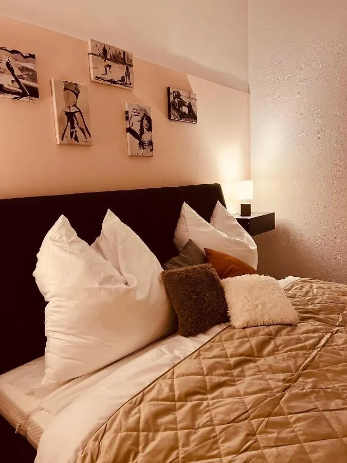 Charmante Ferienwohnung In Dresden Striesen - Frau Pie Appartement Apartment