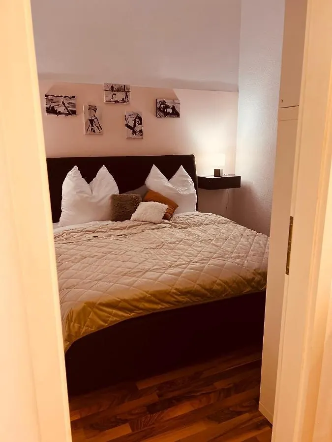 Charmante Ferienwohnung In Dresden Striesen - Frau Pie Appartement 0*,  Germany