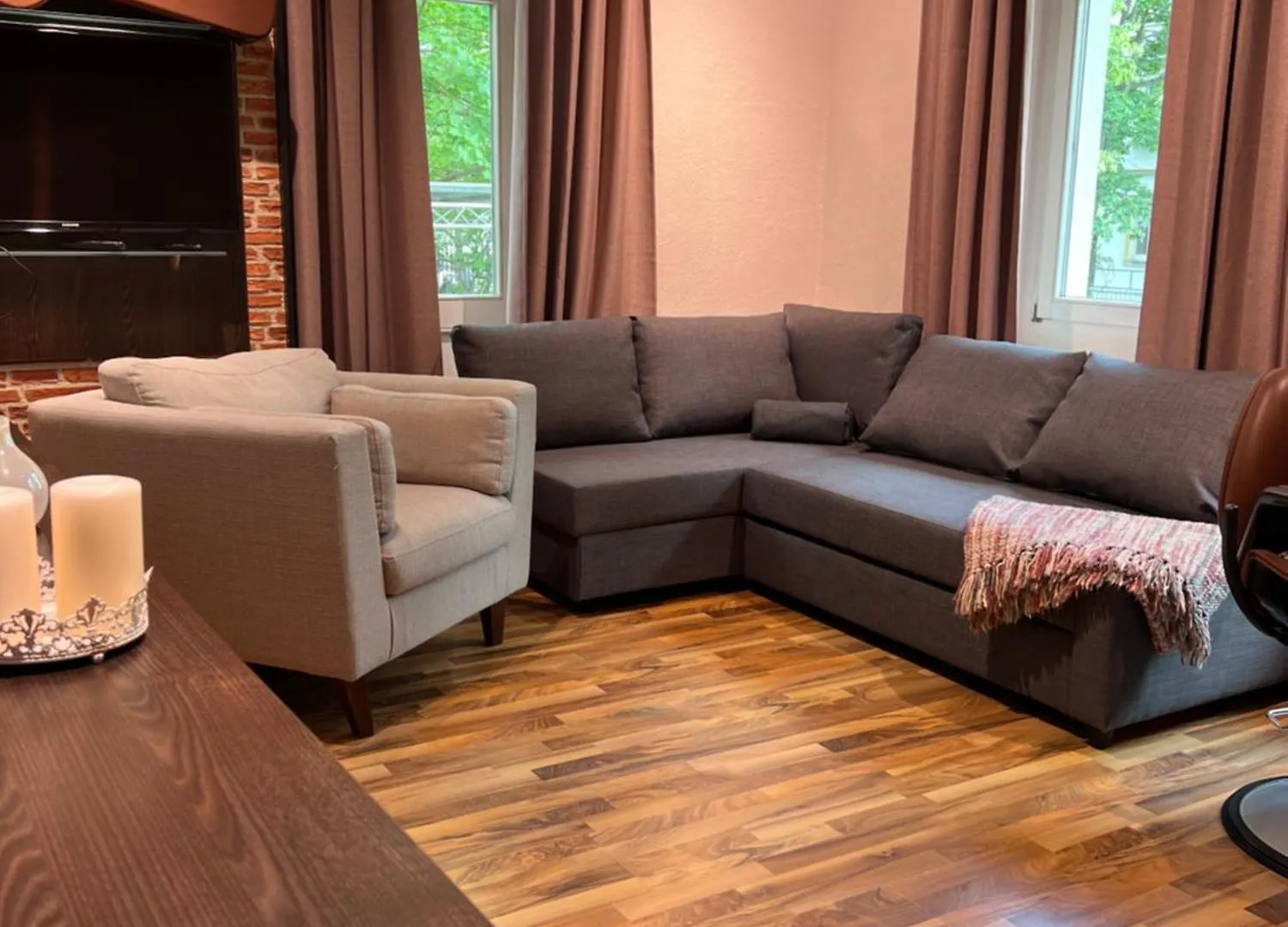 Apartment Charmante Ferienwohnung In Dresden Striesen - Frau Pie Appartement